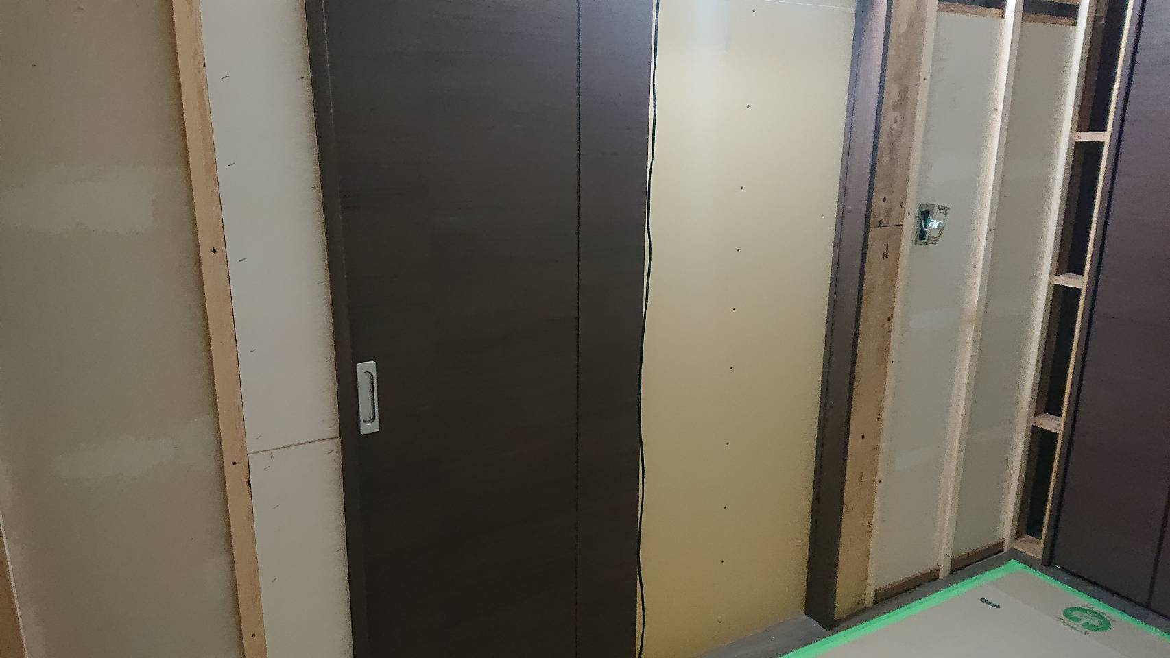 建具・収納の設置