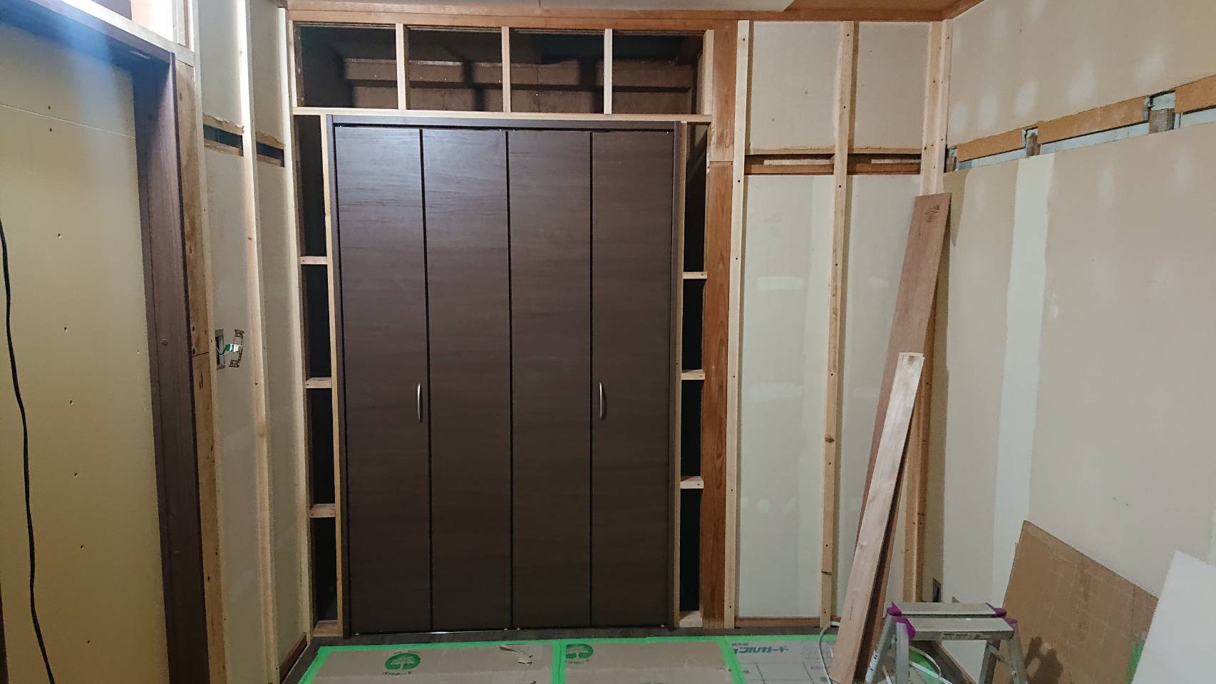 建具・収納の設置