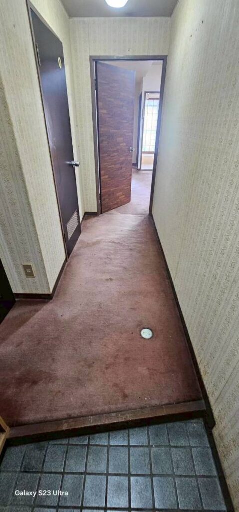 施工前:玄関