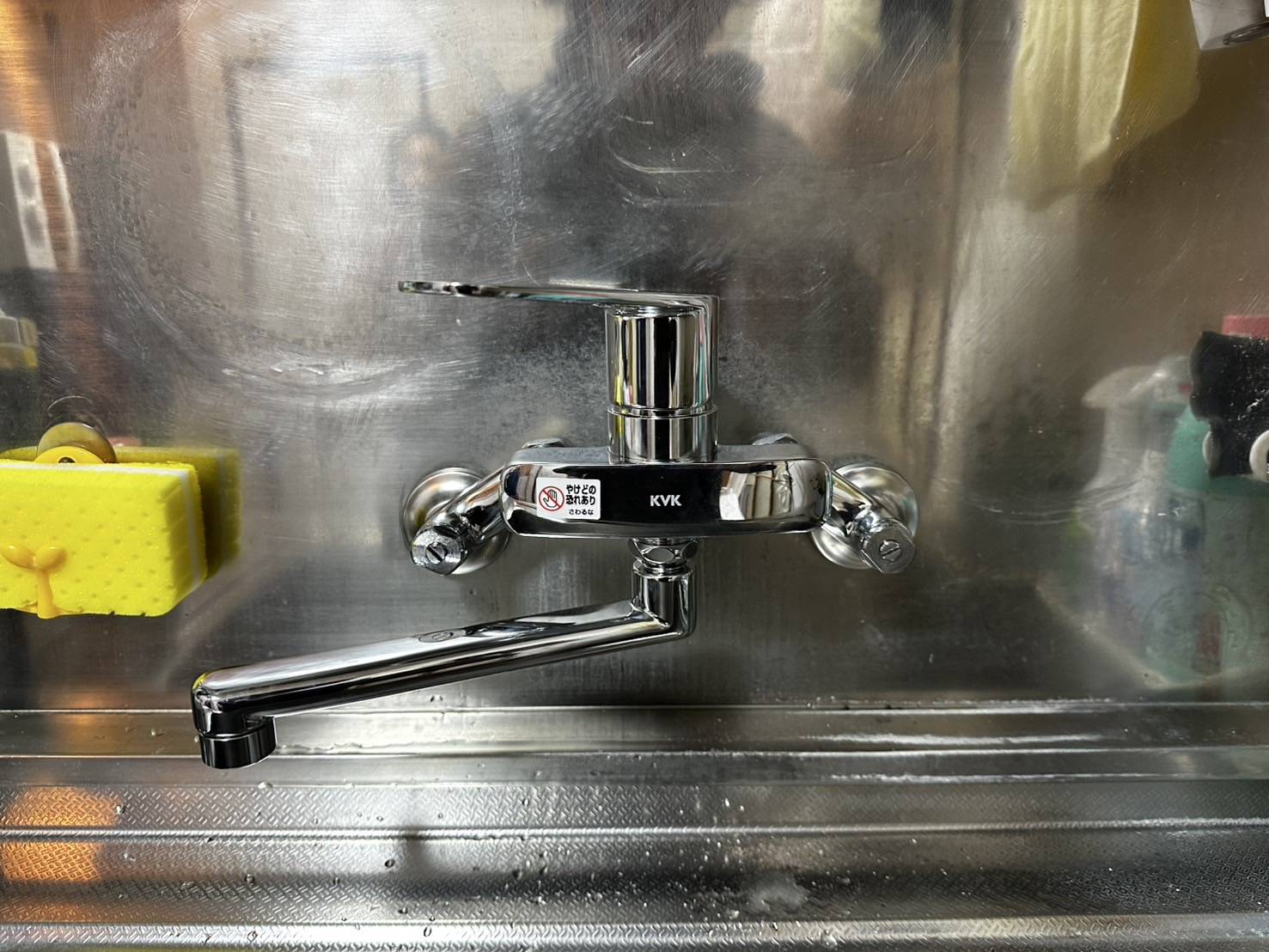 新規シングルレバー混合栓への
交換完了