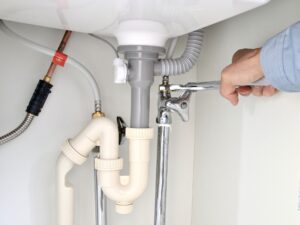 水道の「元栓」はどこ？緊急時に水を止める方法と、宇都宮で水漏れした時のプロの対処法