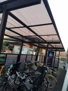 ポリカ波板への張り替えによる修繕完了