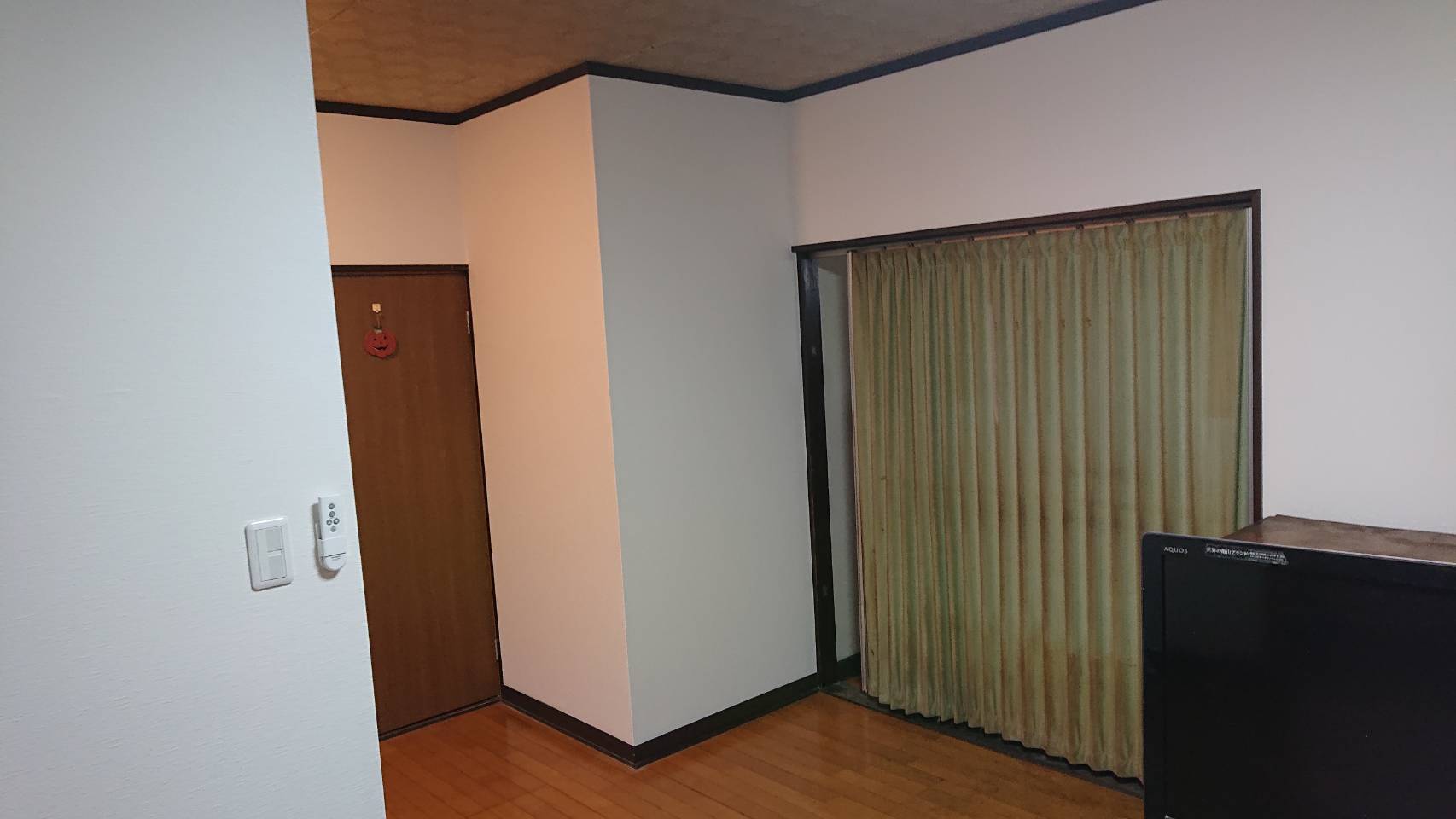 ホワイト系のクロスで明るくなった和室