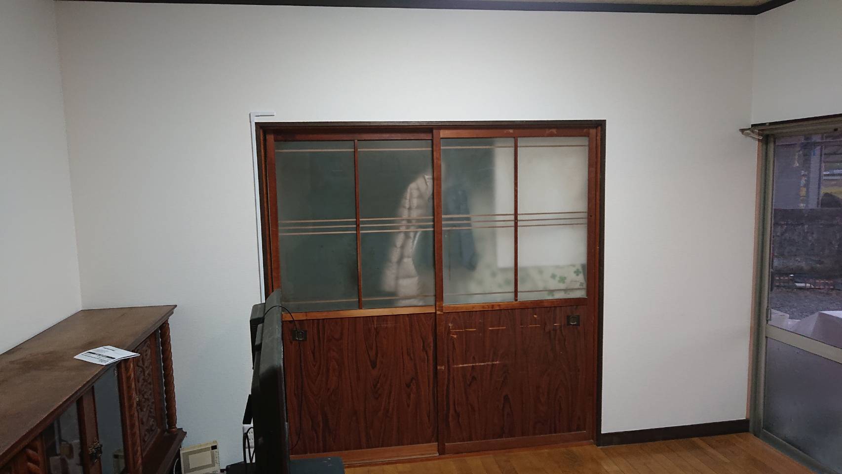 枠周りも隙間なく納まった美しい端部