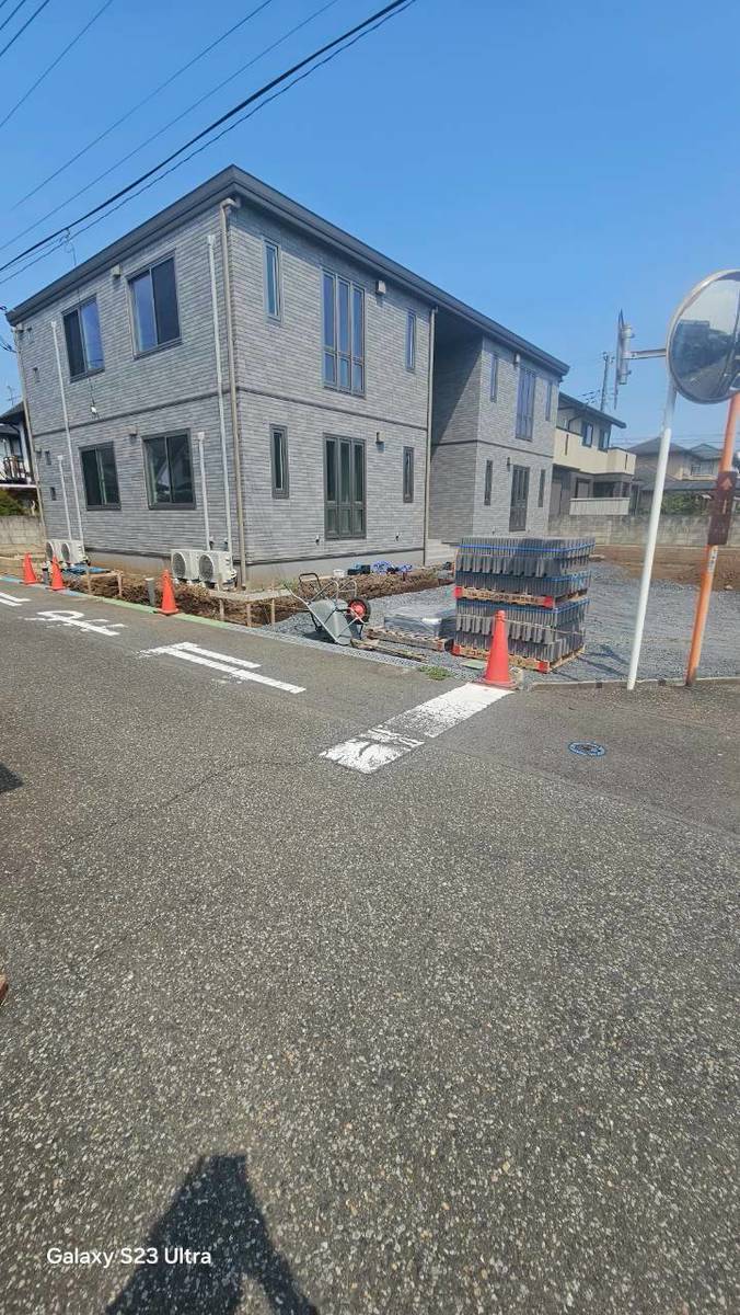 着工前の新築アパート外観と敷地