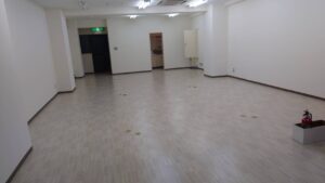 長尺シートとクロス張り替え後の室内